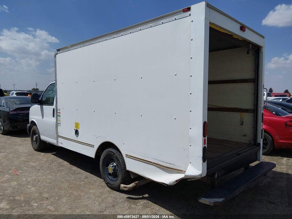 1GDY7RFF6H1190502 2017 GMC SAVANA CUTAWAY photo no. 3