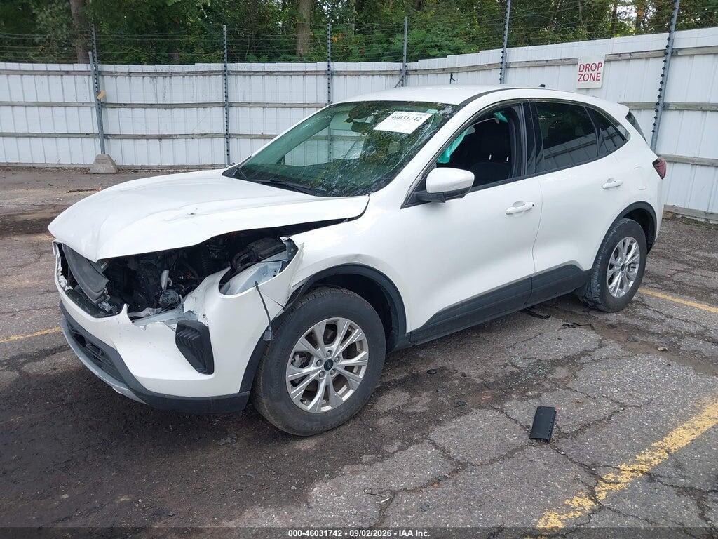 1FMCU9GN7PUB23509 2023 FORD ESCAPE photo no. 2