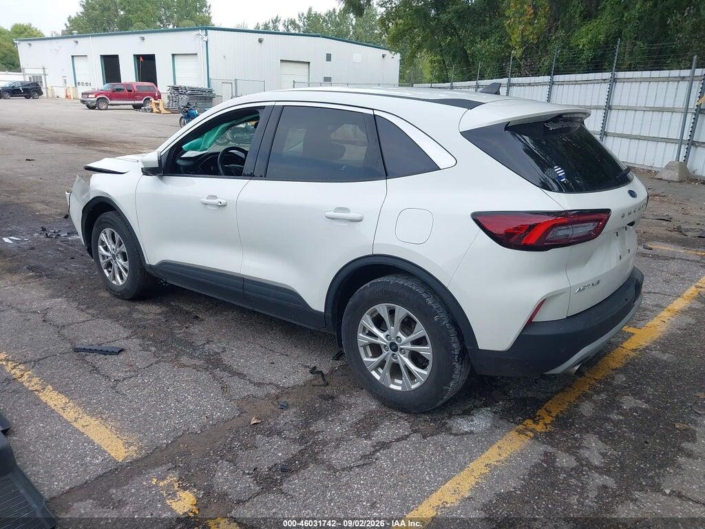 1FMCU9GN7PUB23509 2023 FORD ESCAPE photo no. 3