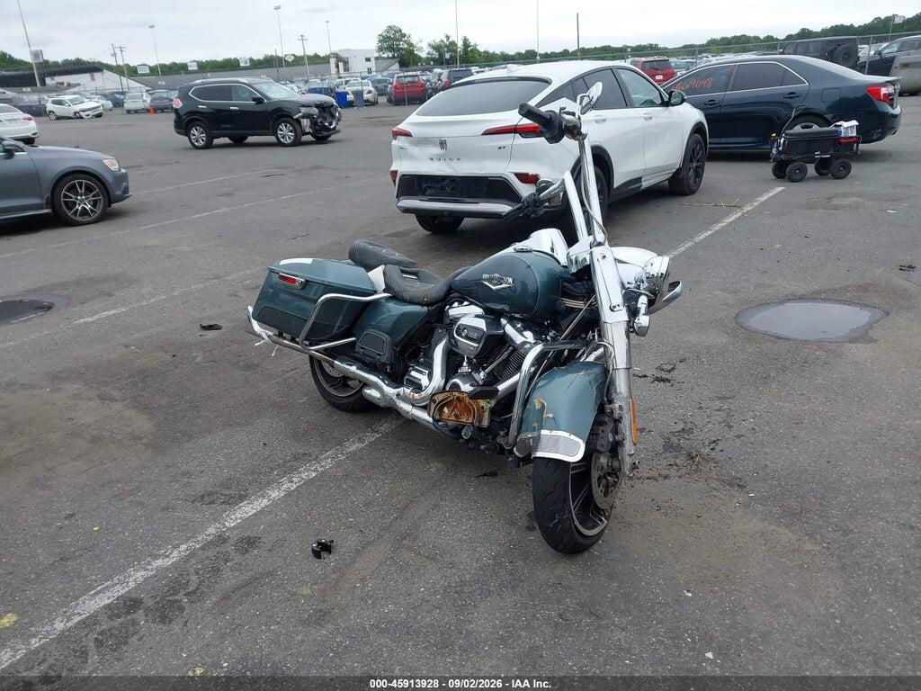 2020 HARLEY-DAVIDSON FLHR 1HD1FBC13LB612302