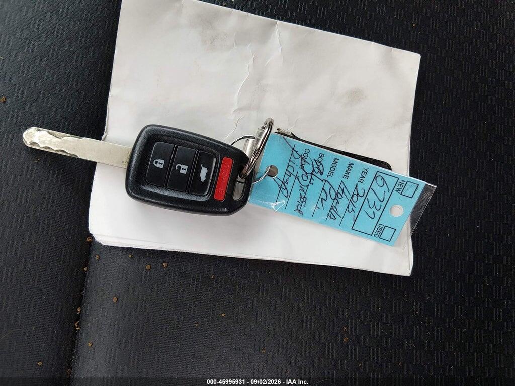 5J6RM4H32FL114732 2015 HONDA CR-V photo no. 11