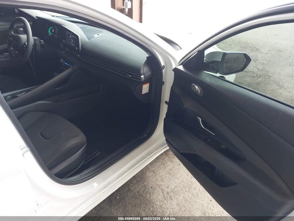 KMHLM4DJ3SU157959 2025 HYUNDAI ELANTRA HYBRID photo no. 5