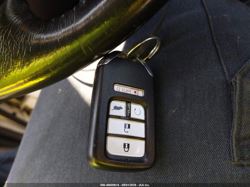 5FNYF5H50JB023795 2018 HONDA PILOT photo no. 11