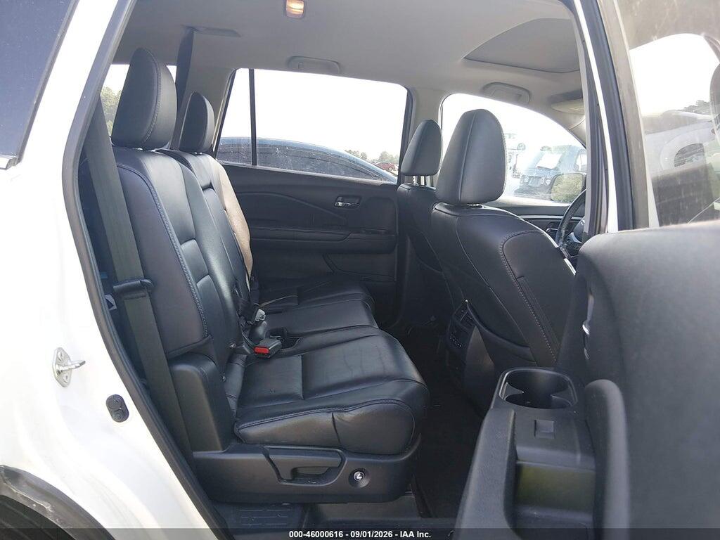 5FNYF5H50JB023795 2018 HONDA PILOT photo no. 8