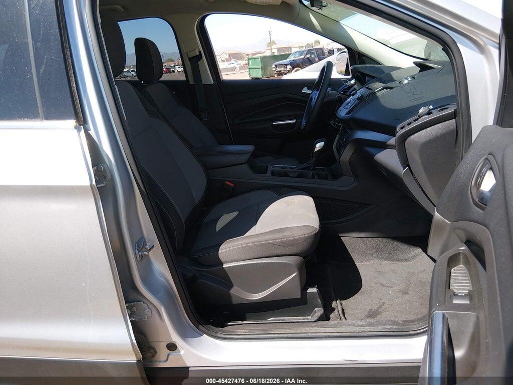 1FMCU0GD3JUB75441 2018 FORD ESCAPE photo no. 5