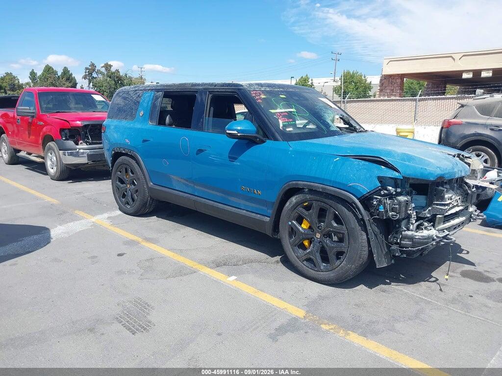 2025 RIVIAN R1S 7PDSGCBPXSN063590