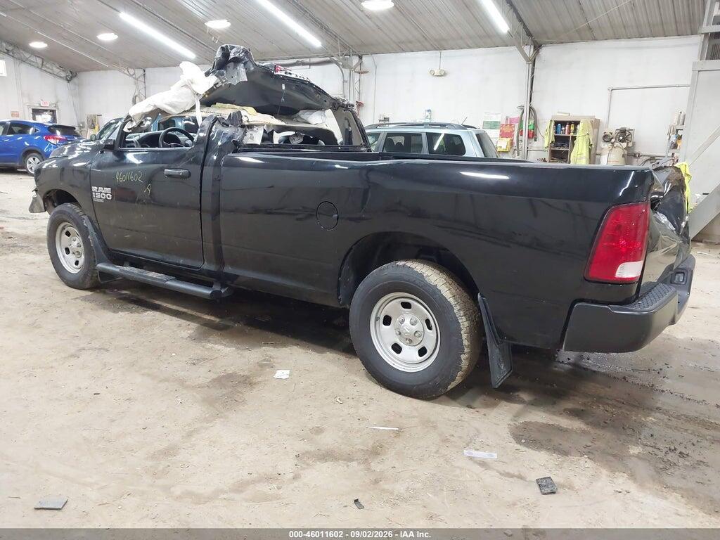 3C6JR7DG5PG671946 2023 RAM 1500 CLASSIC photo no. 3