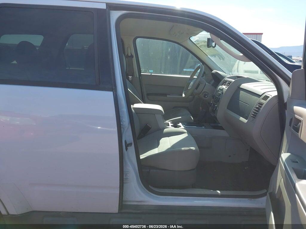 1FMCU0DG0BKB40965 2011 FORD ESCAPE photo no. 5