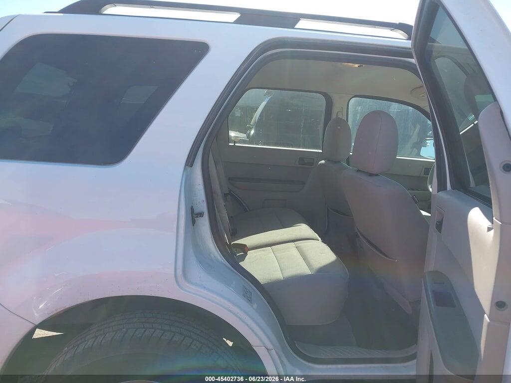 1FMCU0DG0BKB40965 2011 FORD ESCAPE photo no. 8