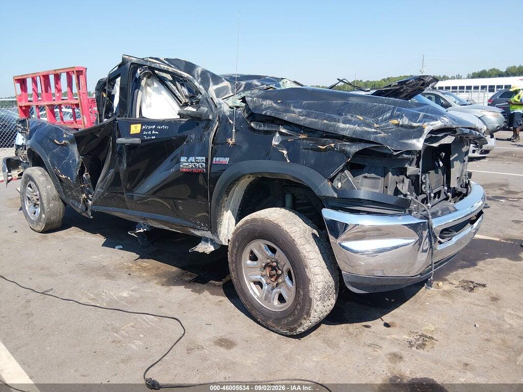 2018 RAM 2500 3C6UR5CJ4JG313386
