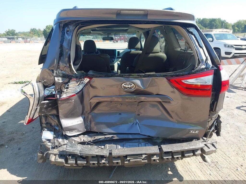 5TDYK3DC0GS695543 2016 TOYOTA SIENNA photo no. 6