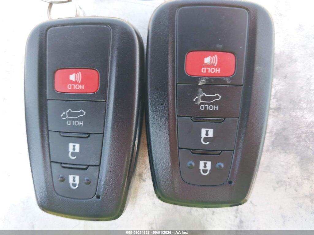 5TDBBRCH8NS552679 2022 TOYOTA HIGHLANDER photo no. 11