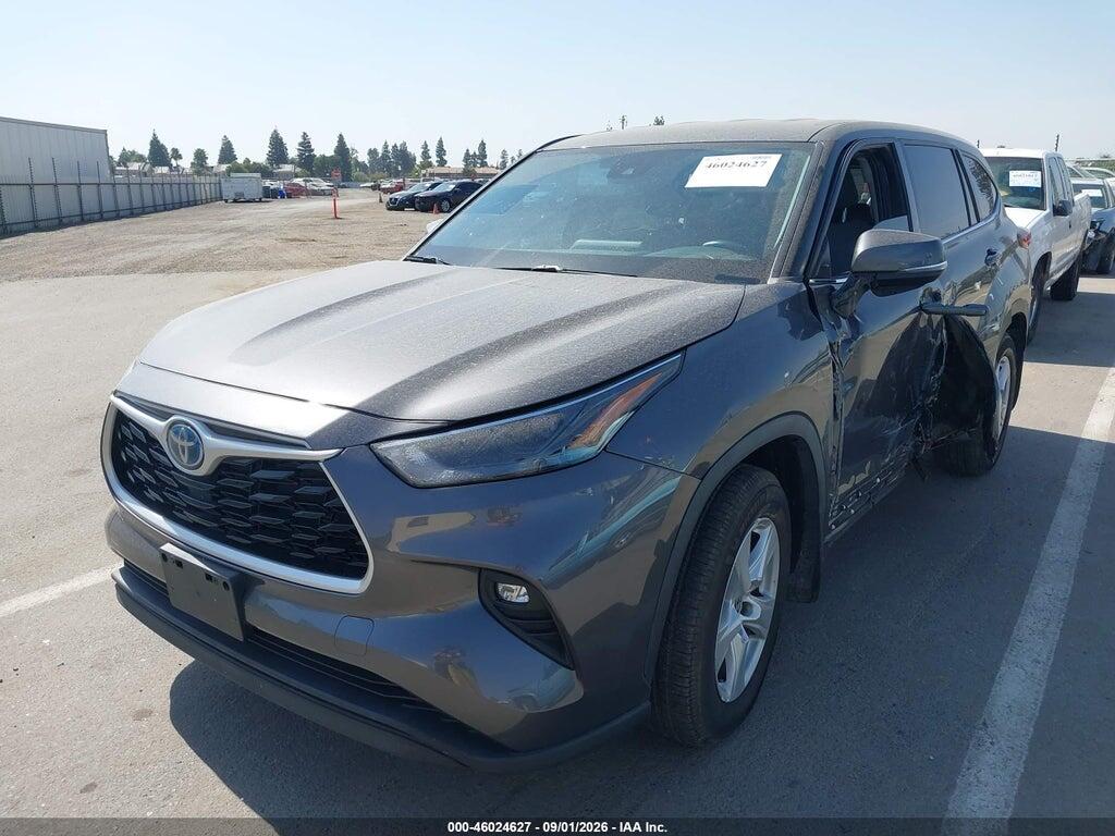 5TDBBRCH8NS552679 2022 TOYOTA HIGHLANDER photo no. 2
