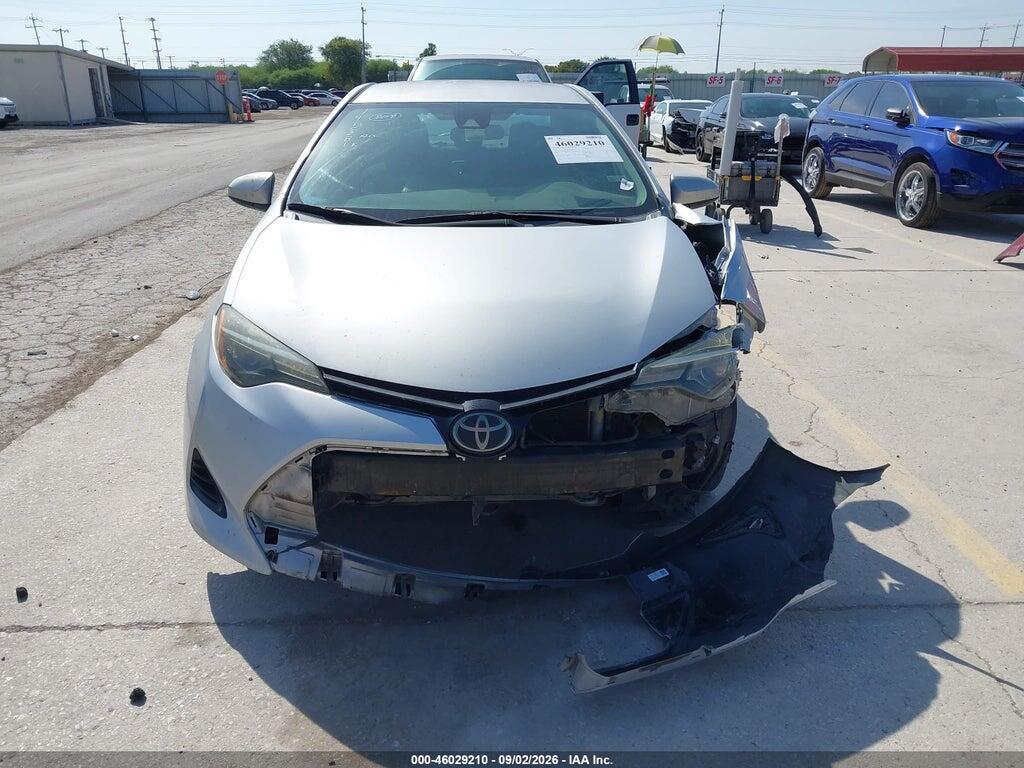 5YFBURHE2JP810951 2018 TOYOTA COROLLA photo no. 12