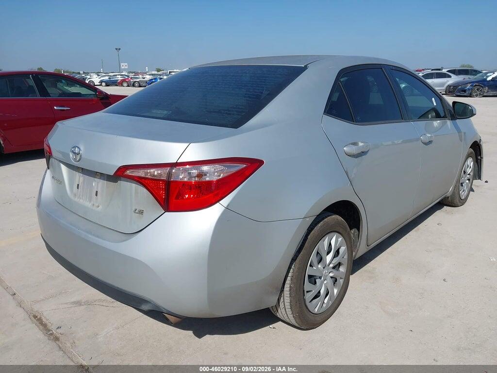 5YFBURHE2JP810951 2018 TOYOTA COROLLA photo no. 4