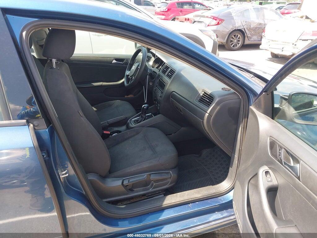 3VW2K7AJ0FM315533 2015 VOLKSWAGEN JETTA photo no. 5