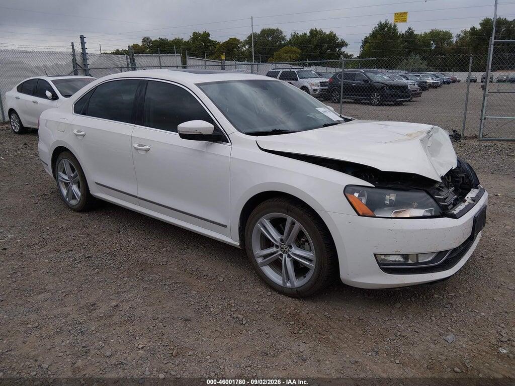 2015 VOLKSWAGEN PASSAT 1VWCV7A33FC074419