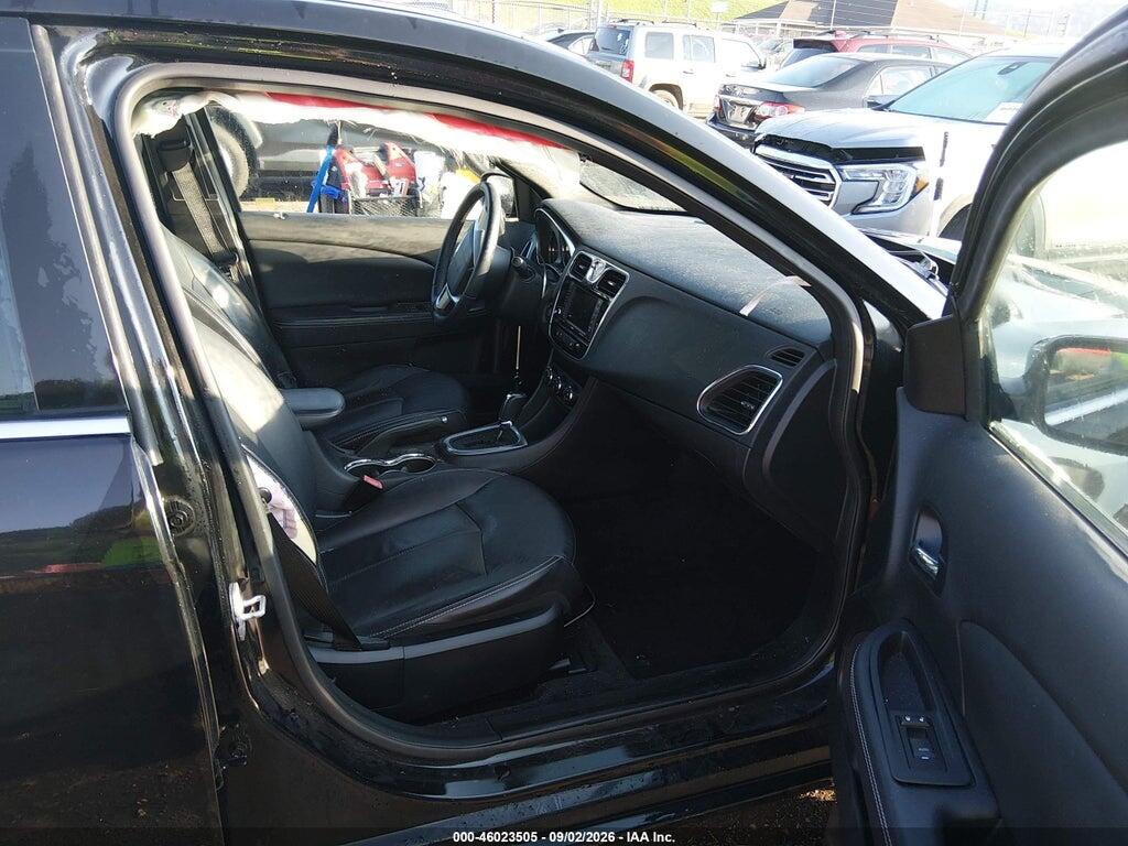 1C3CCBCB2CN257427 2012 CHRYSLER 200 photo no. 5