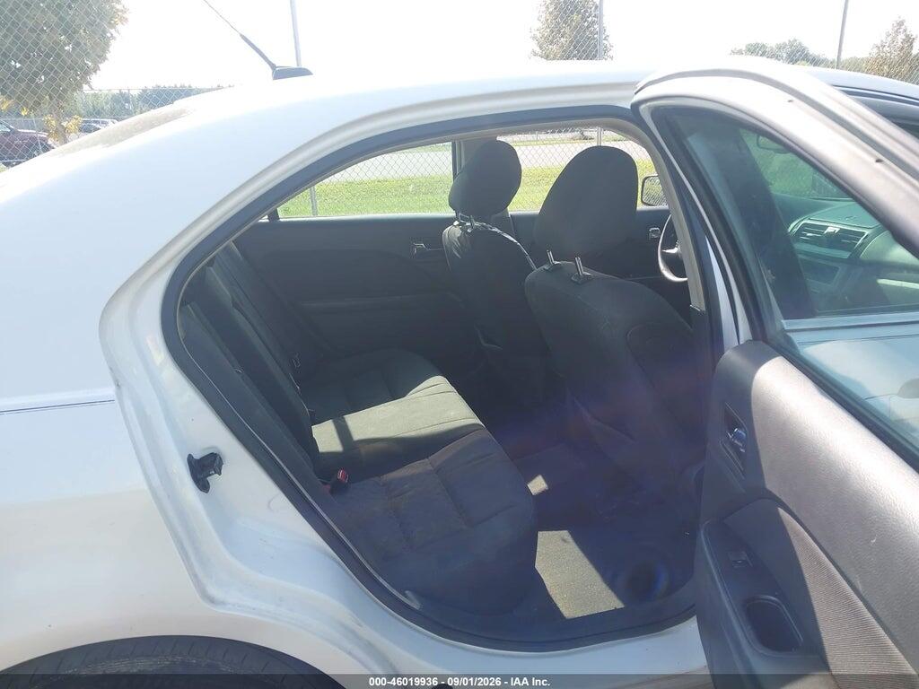 3FAHP0HAXAR116390 2010 FORD FUSION photo no. 8