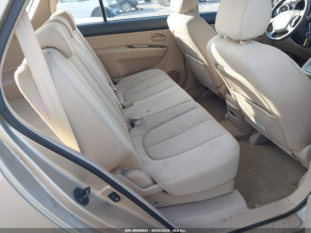 KNAFG525677076610 2007 KIA RONDO photo no. 8