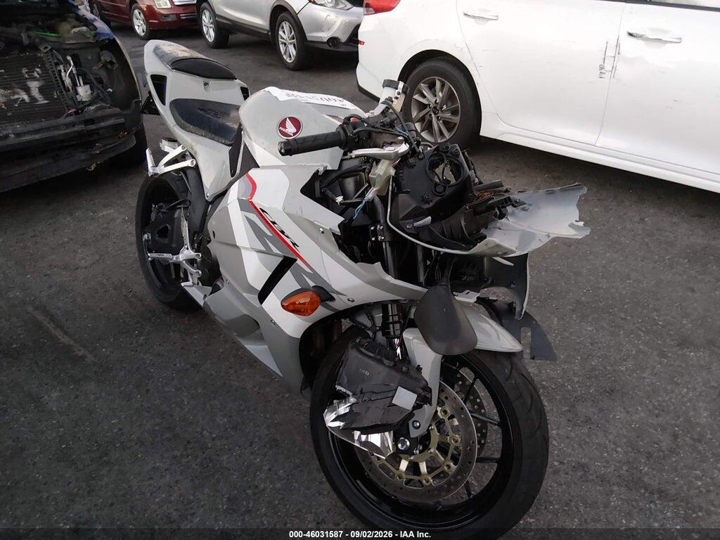 2026 HONDA CBR600 JH2PC40H0TK301564