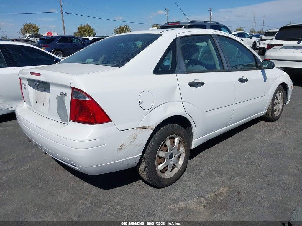 1FAFP34N55W299136 2005 FORD FOCUS photo no. 4