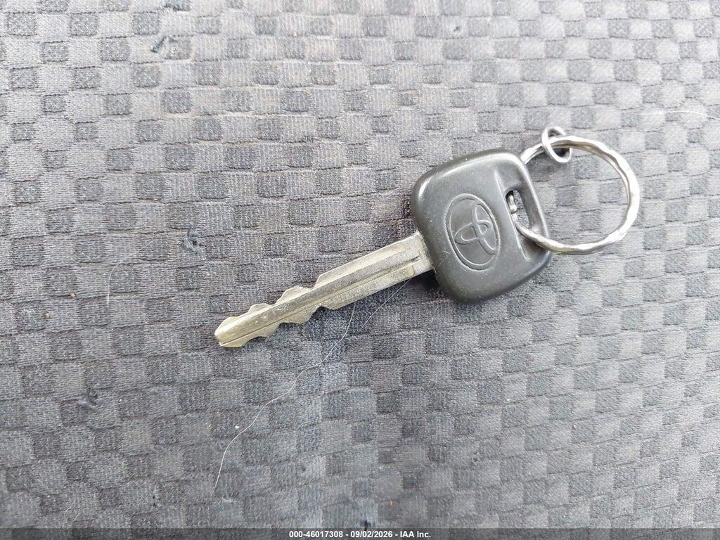 JTDBT923781259571 2008 TOYOTA YARIS photo no. 11