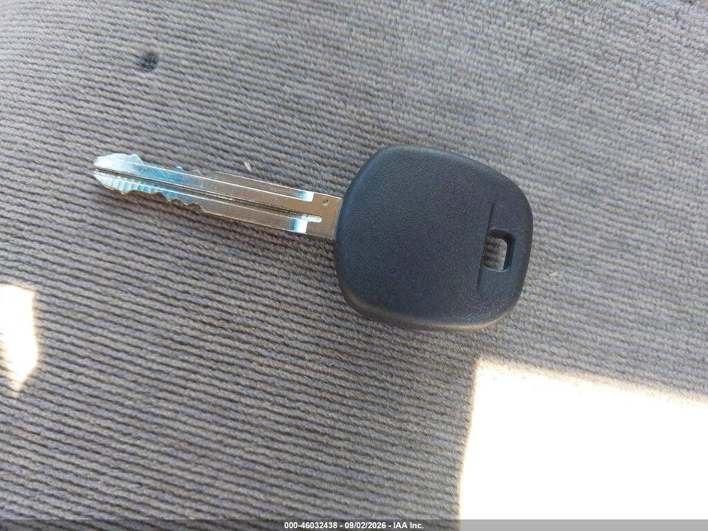 2T1BR30E25C386381 2005 TOYOTA COROLLA photo no. 11