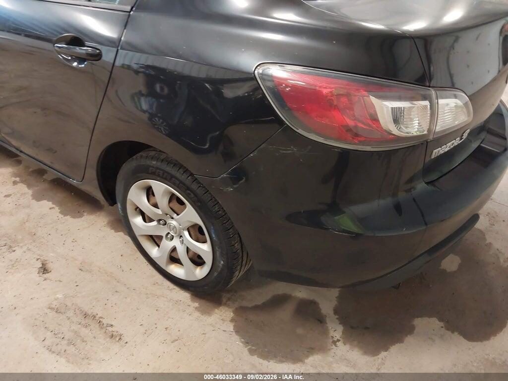 JM1BL1UF4B1406929 2011 MAZDA MAZDA3 photo no. 6