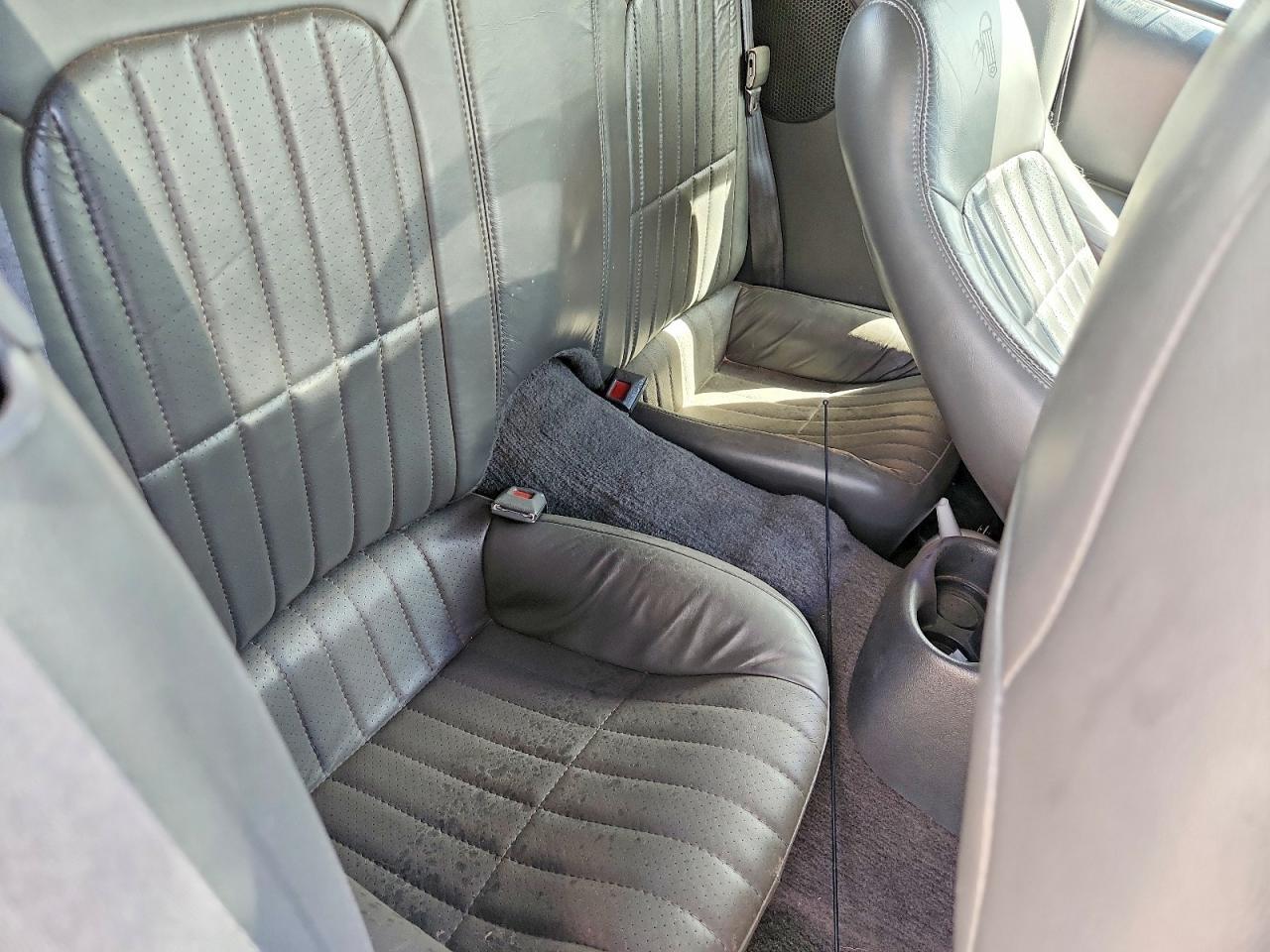1997 CHEVROLET CAMARO Z28 — Фото 10 из 13