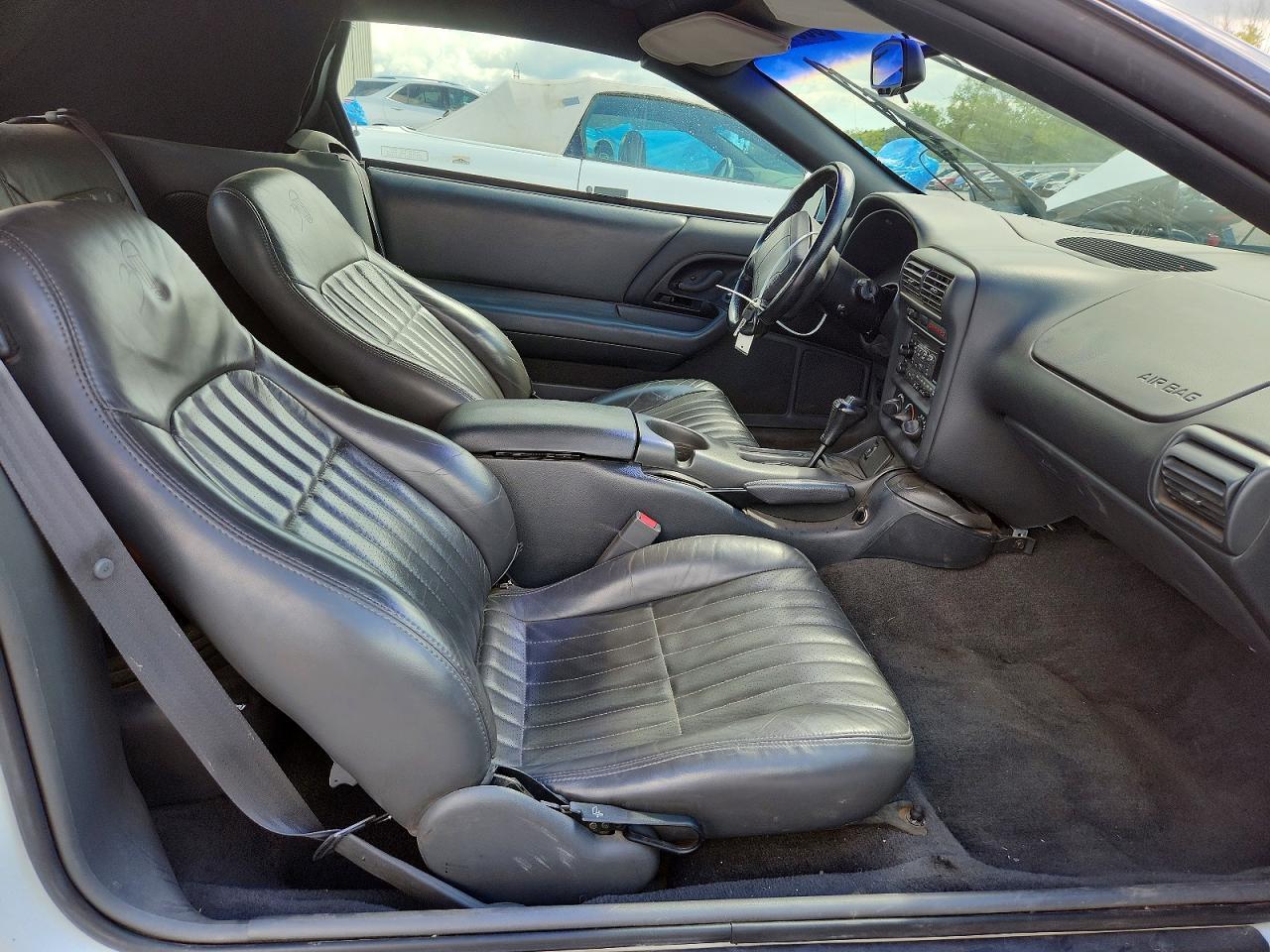 1997 CHEVROLET CAMARO Z28 — Фото 7 из 13