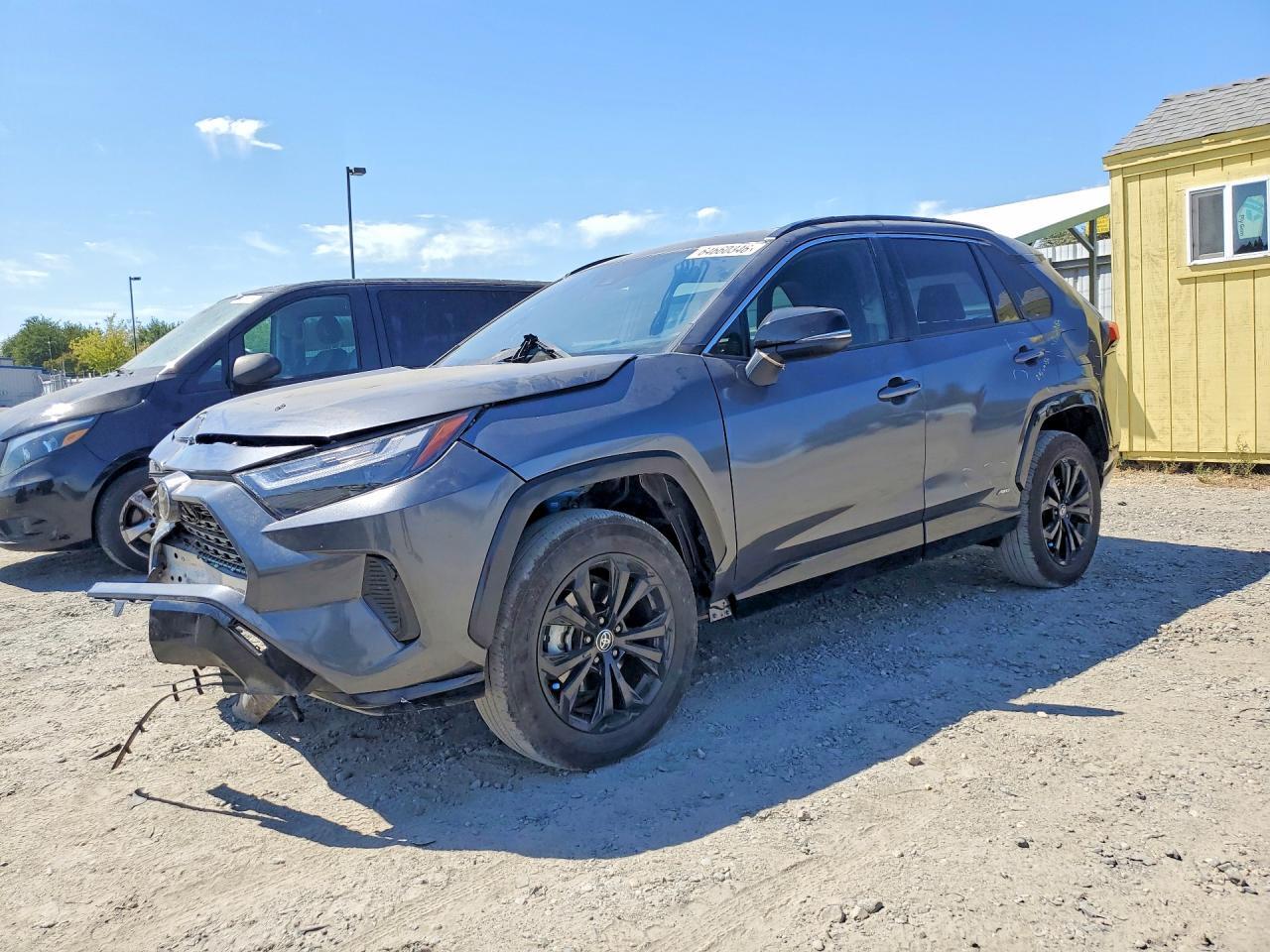 2025 TOYOTA RAV4 JTM16RFV5SJ077177
