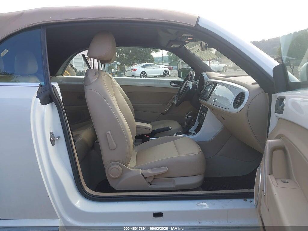 3VW517AT9HM824072 2017 VOLKSWAGEN BEETLE photo no. 5