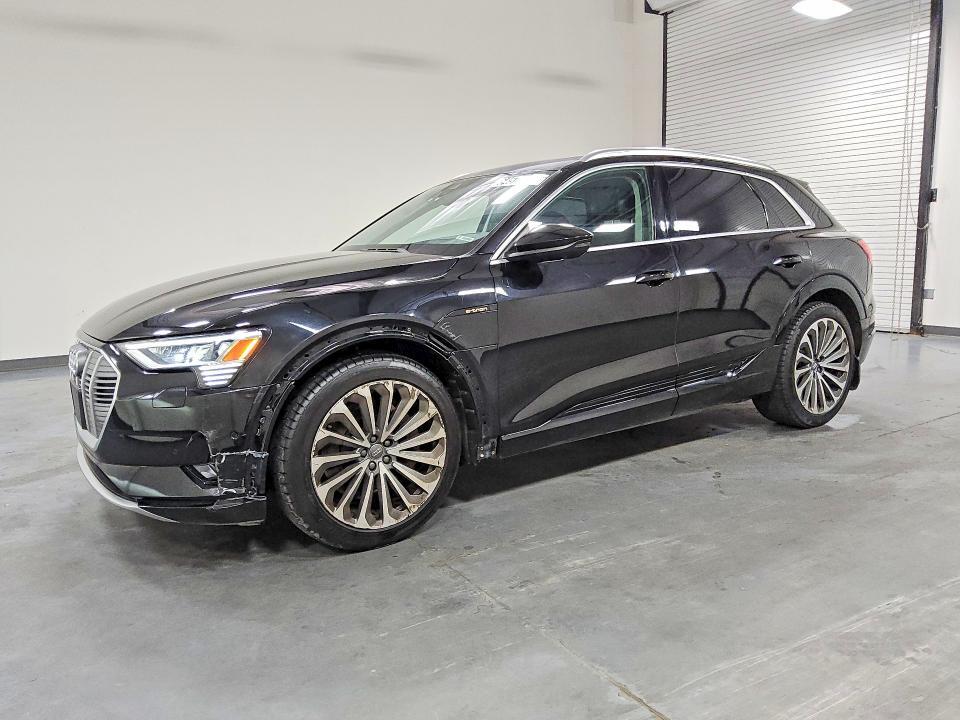 2019 AUDI E-TRON WA1VABGEXKB017048