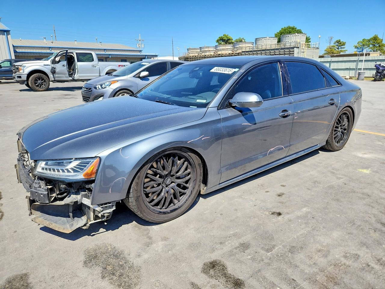 2017 AUDI A8 WAU43AFD6HN015784