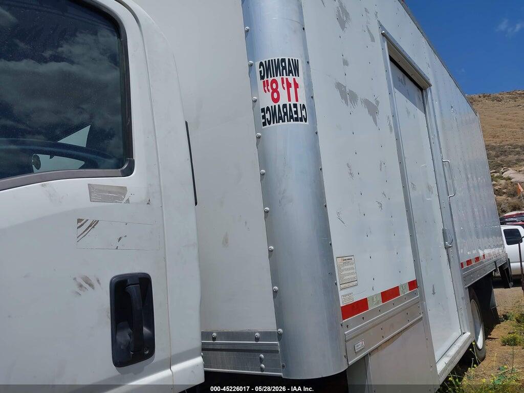 54DC4W1C2GS803755 2016 ISUZU NPR HD GAS REG photo no. 2