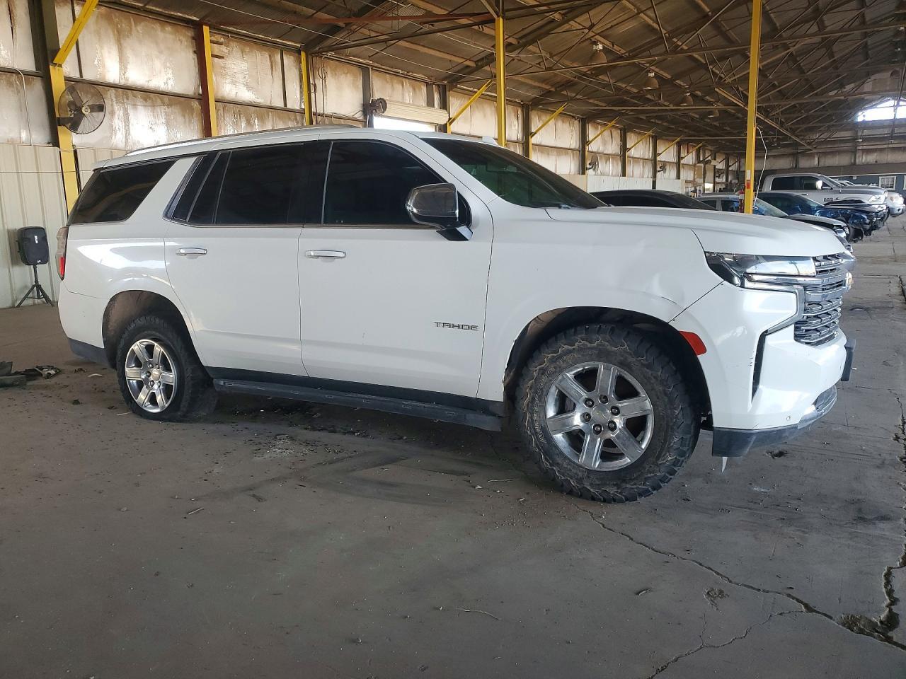 2022 CHEVROLET TAHOE K1500 PREMIER — Фото 4 из 12