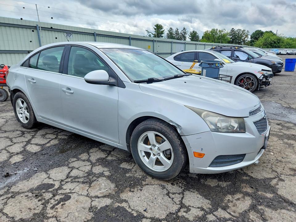 2014 CHEVROLET CRUZE LT — Фото 4 из 13