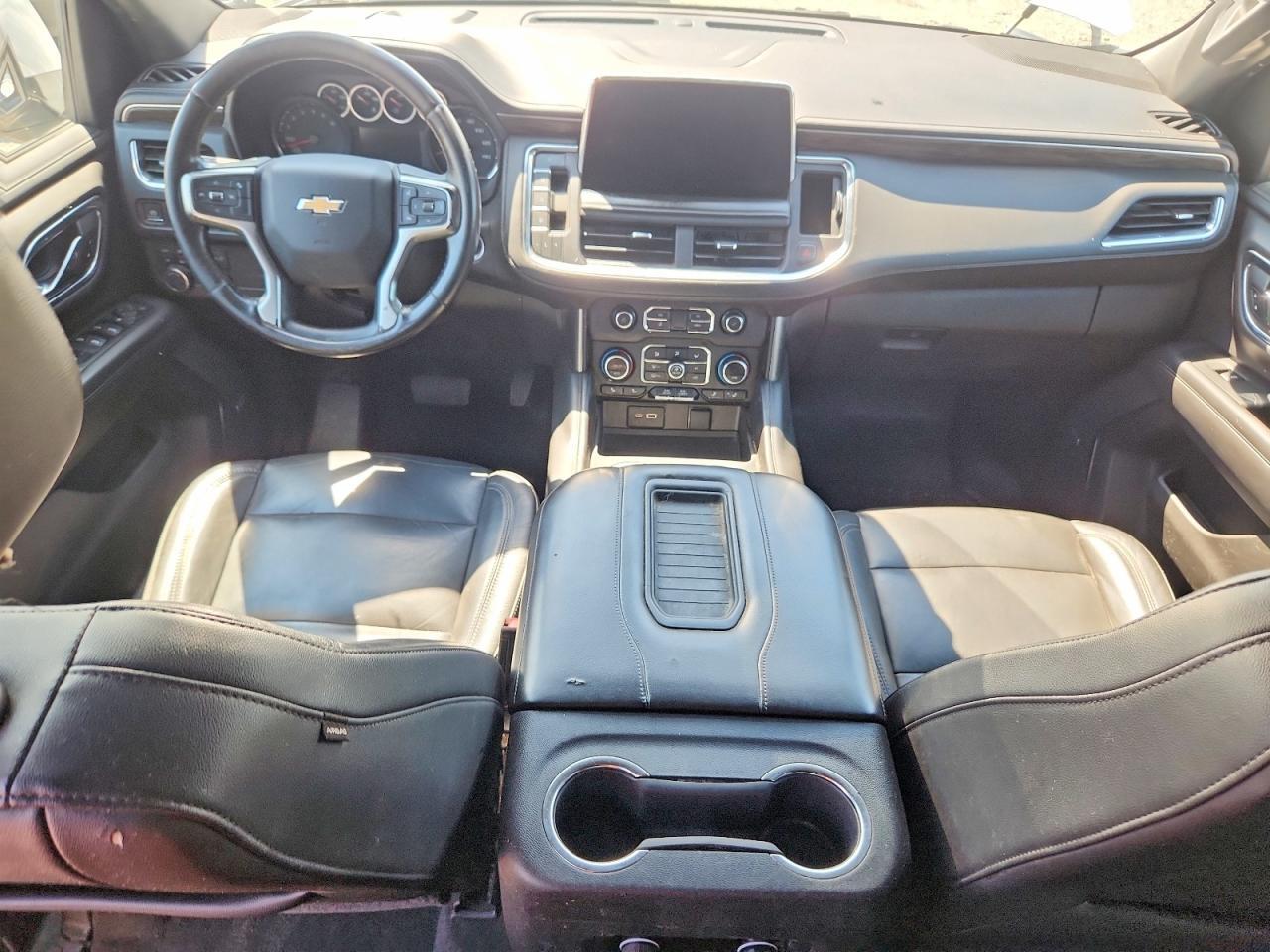 2021 CHEVROLET SUBURBAN K1500 LT — Фото 8 из 12