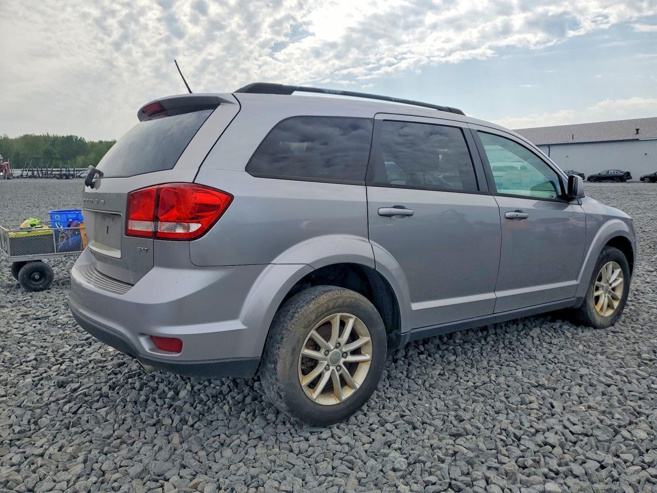 3C4PDDBGXHT577783 2017 DODGE JOURNEY photo no. 3