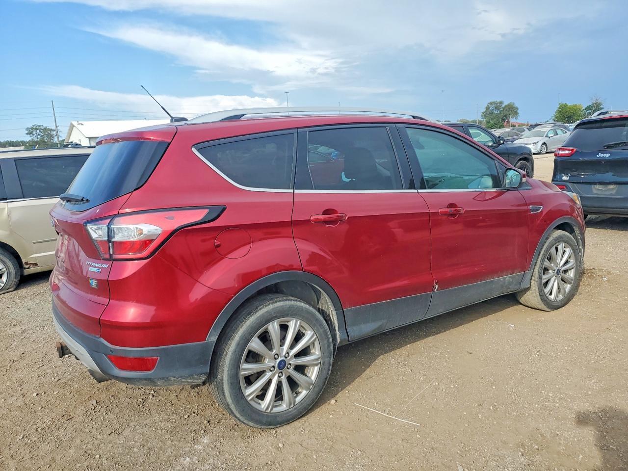 1FMCU9J94HUB89030 2017 FORD ESCAPE photo no. 3