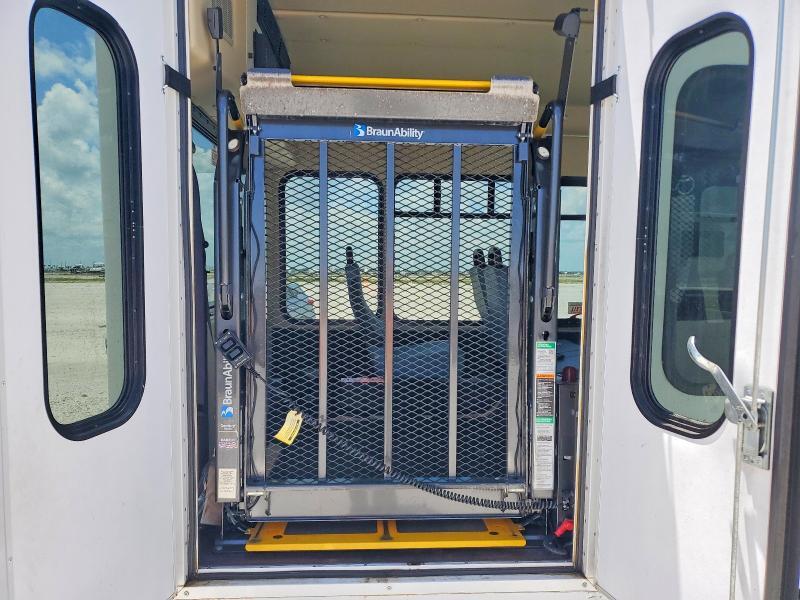2019 FORD TRANSIT - SHUTTLE BUS — Фото 11 из 13