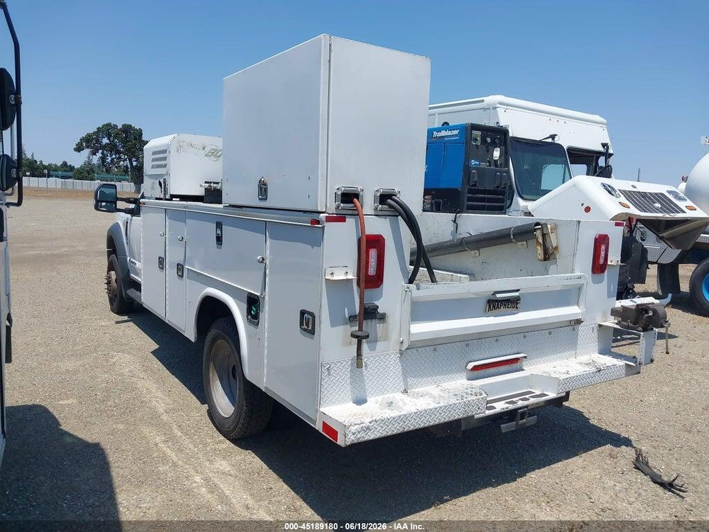 1FDUF4GT8JEC46849 2018 FORD F-450 CHASSIS photo no. 3