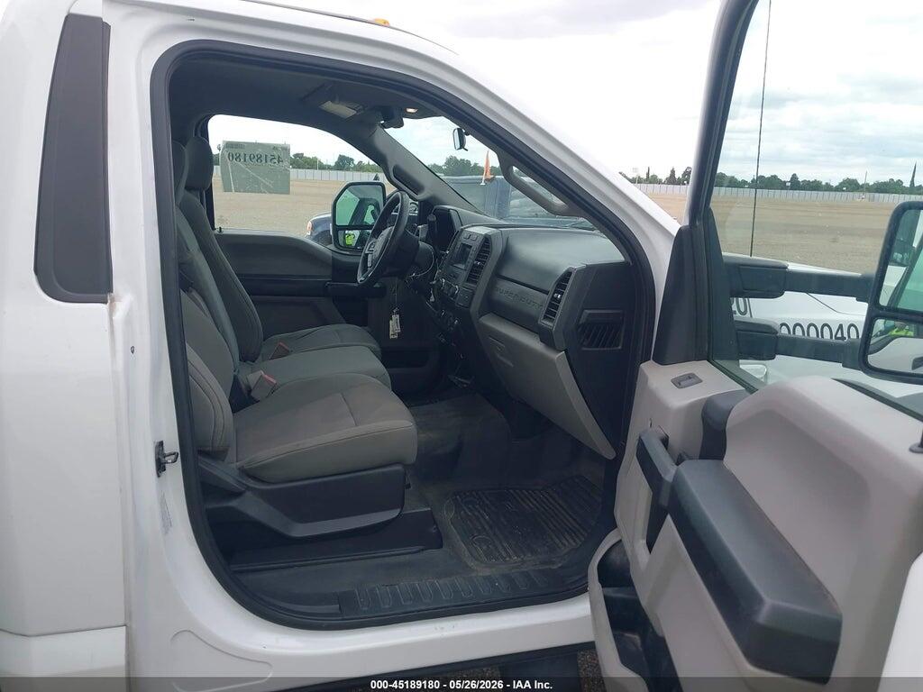 1FDUF4GT8JEC46849 2018 FORD F-450 CHASSIS photo no. 7
