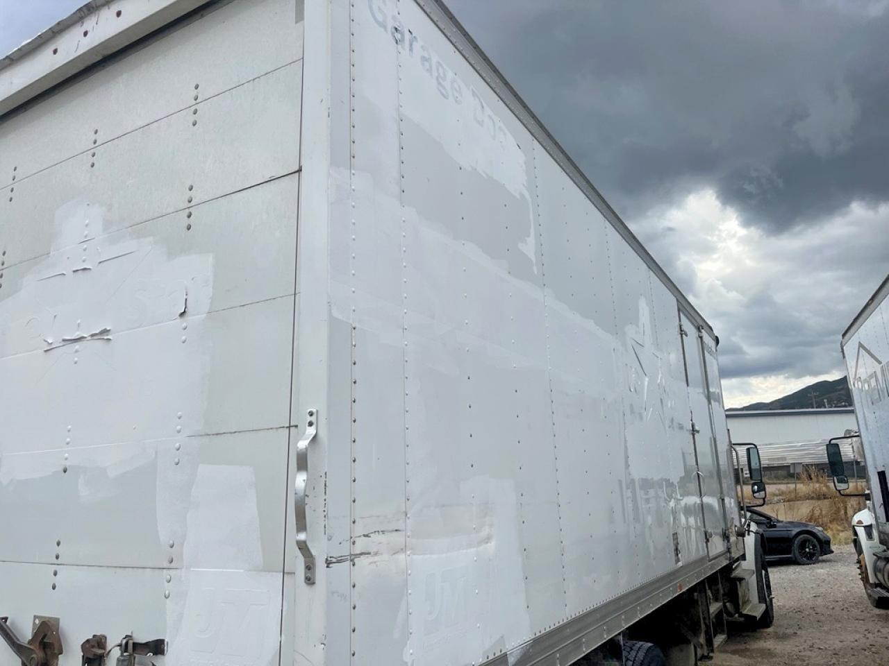 2014 FREIGHTLINER M2 - BOX TRUCK — Фото 3 из 13