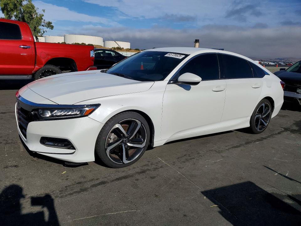 2018 HONDA ACCORD 1HGCV1F39JA262120