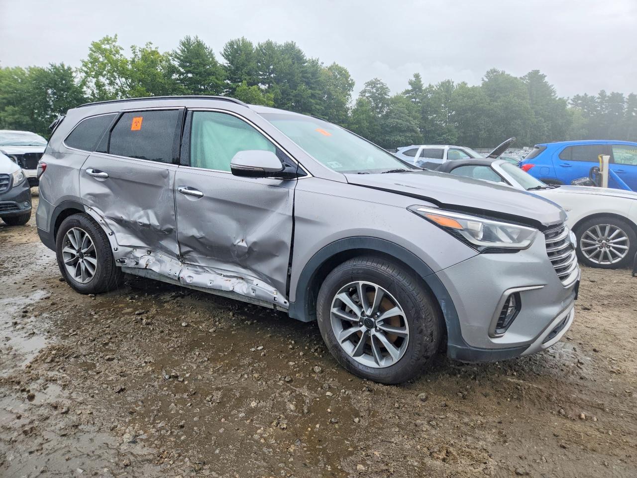 2017 HYUNDAI SANTA FE SE — Фото 4 из 13