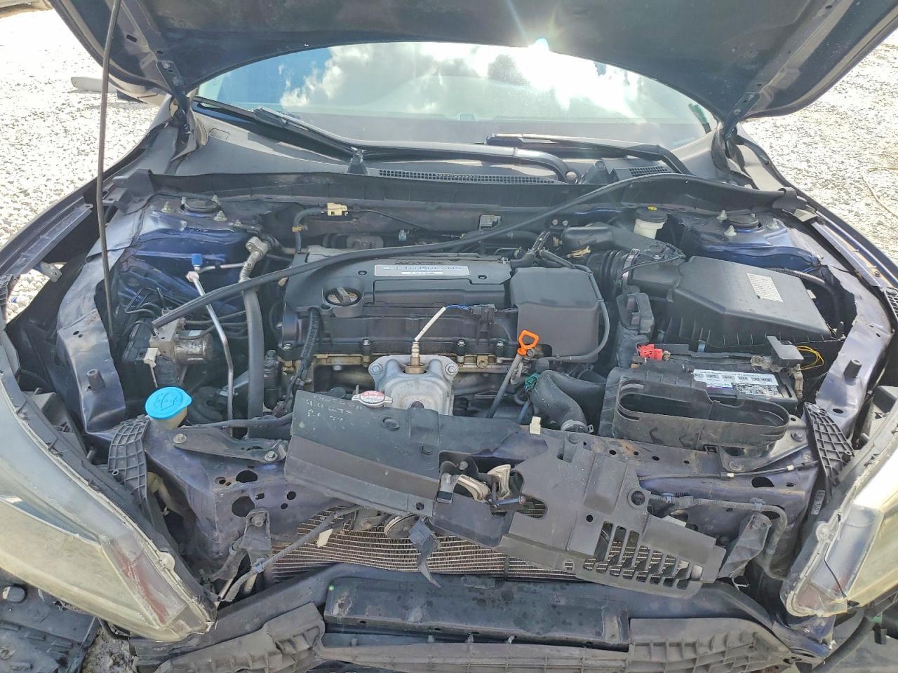 2014 HONDA ACCORD LX — Фото 11 из 13