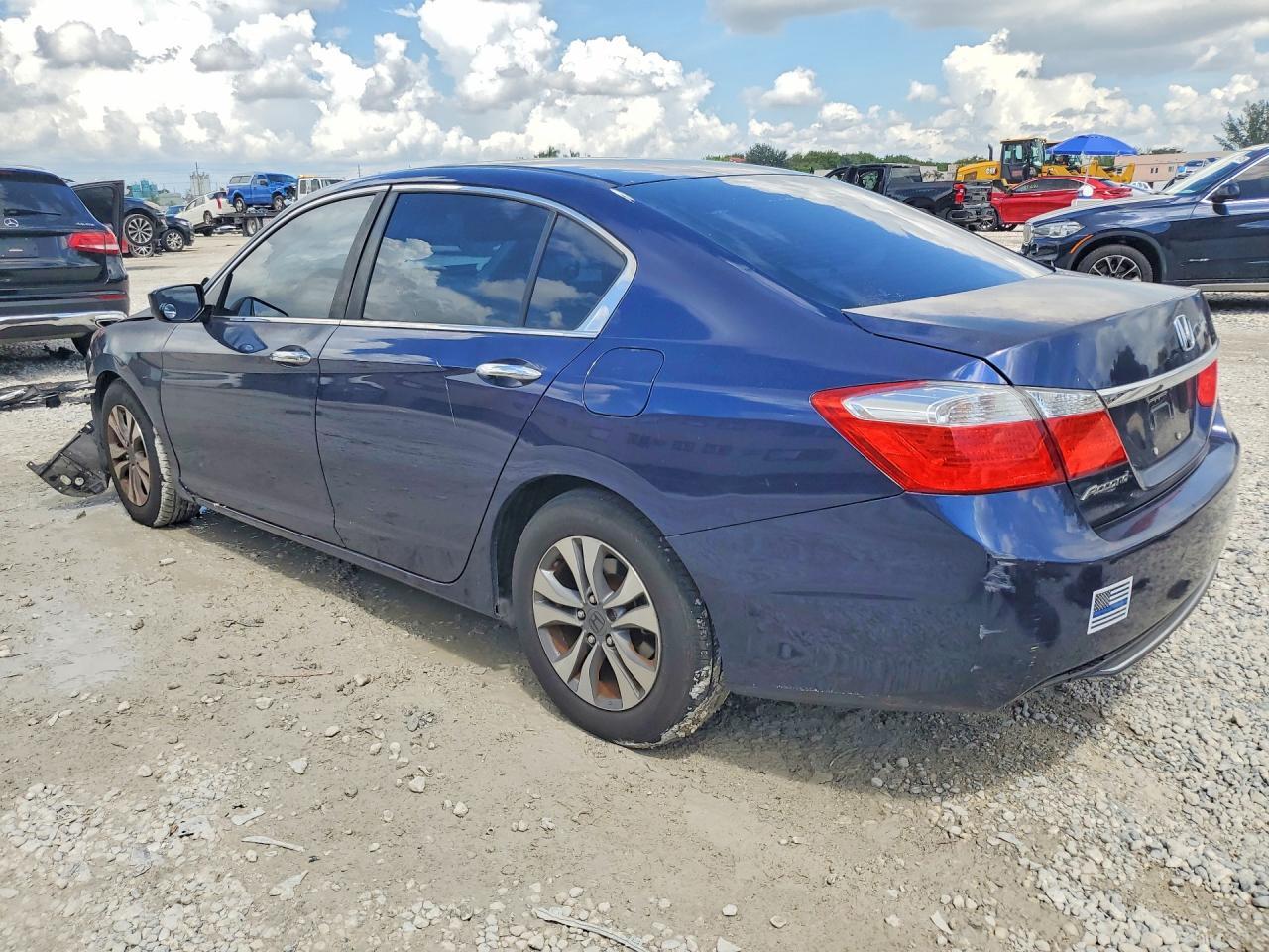 2014 HONDA ACCORD LX — Фото 2 из 13