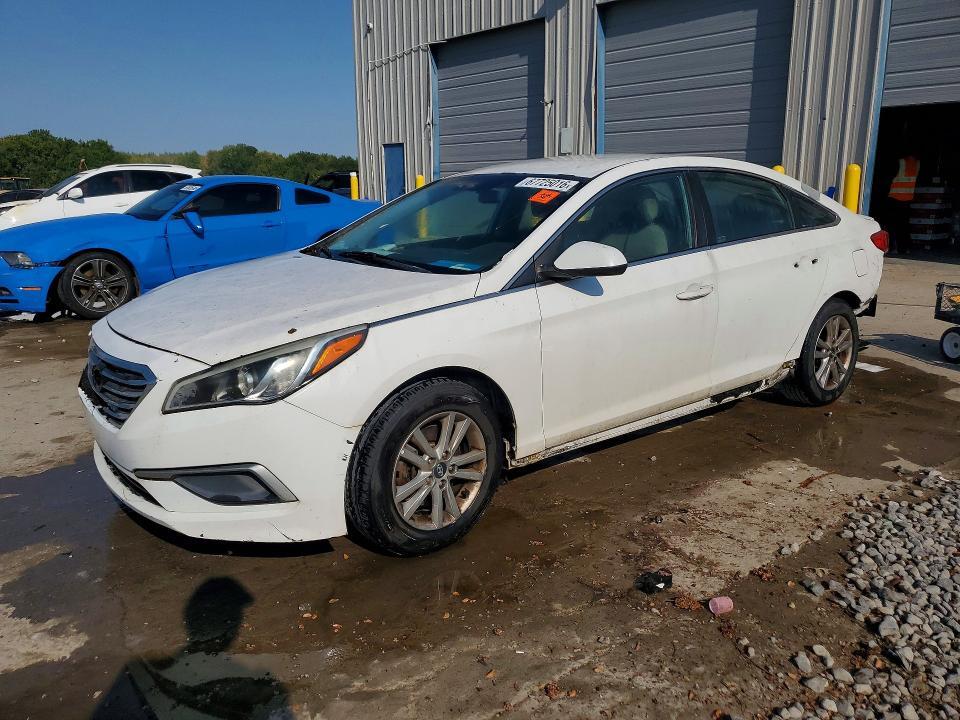 2017 HYUNDAI SONATA 5NPE24AF6HH532071